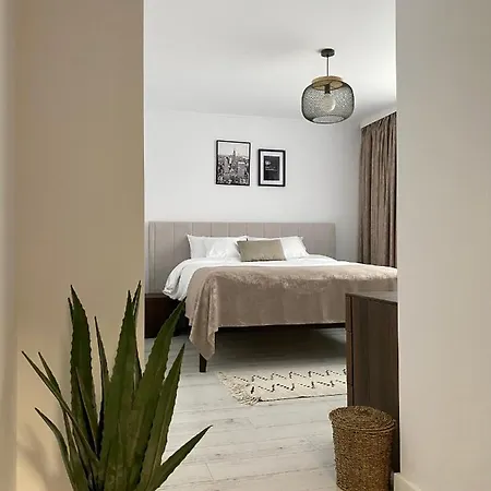 Cosy Apartments & Bistro Pufesti Extérieur photo