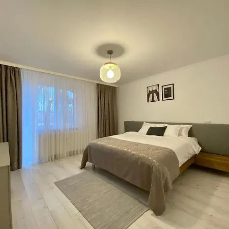 Cosy Apartments & Bistro Pufesti Extérieur photo